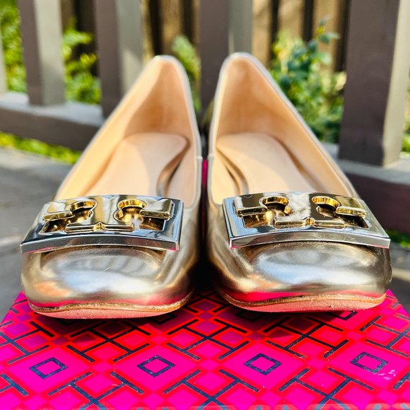Tory Burch Gigi Dress Pumps in Metallic Gold w/ T Logo & Blocked Heel, Brand-New - Picture 7 of 13